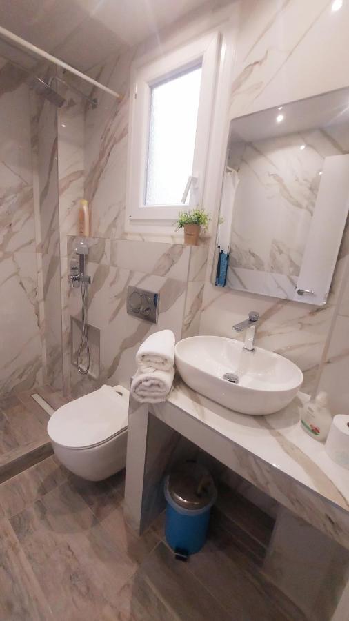 סלוניקי Tsimiski 31. Luxury Apartments מראה חיצוני תמונה